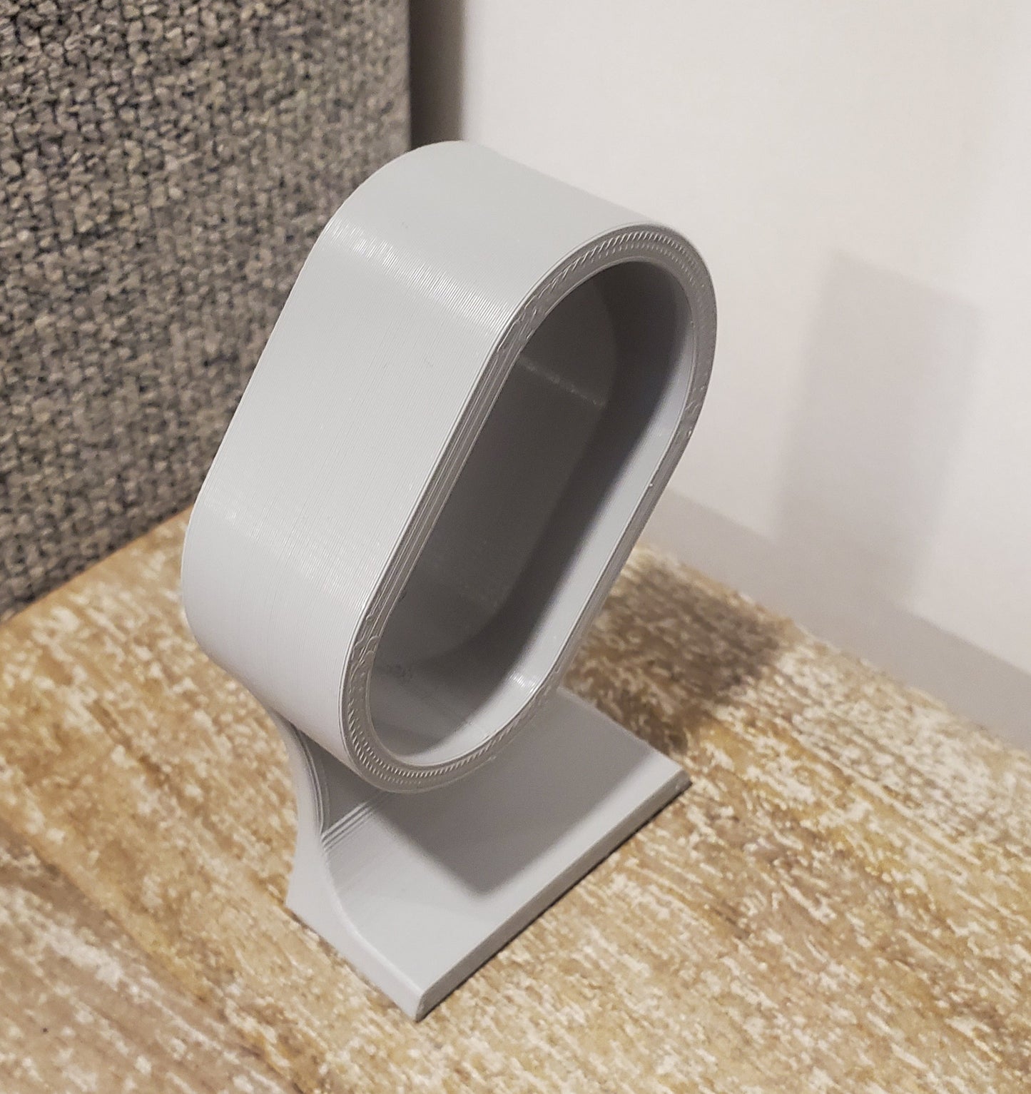 Ava Charging Stand