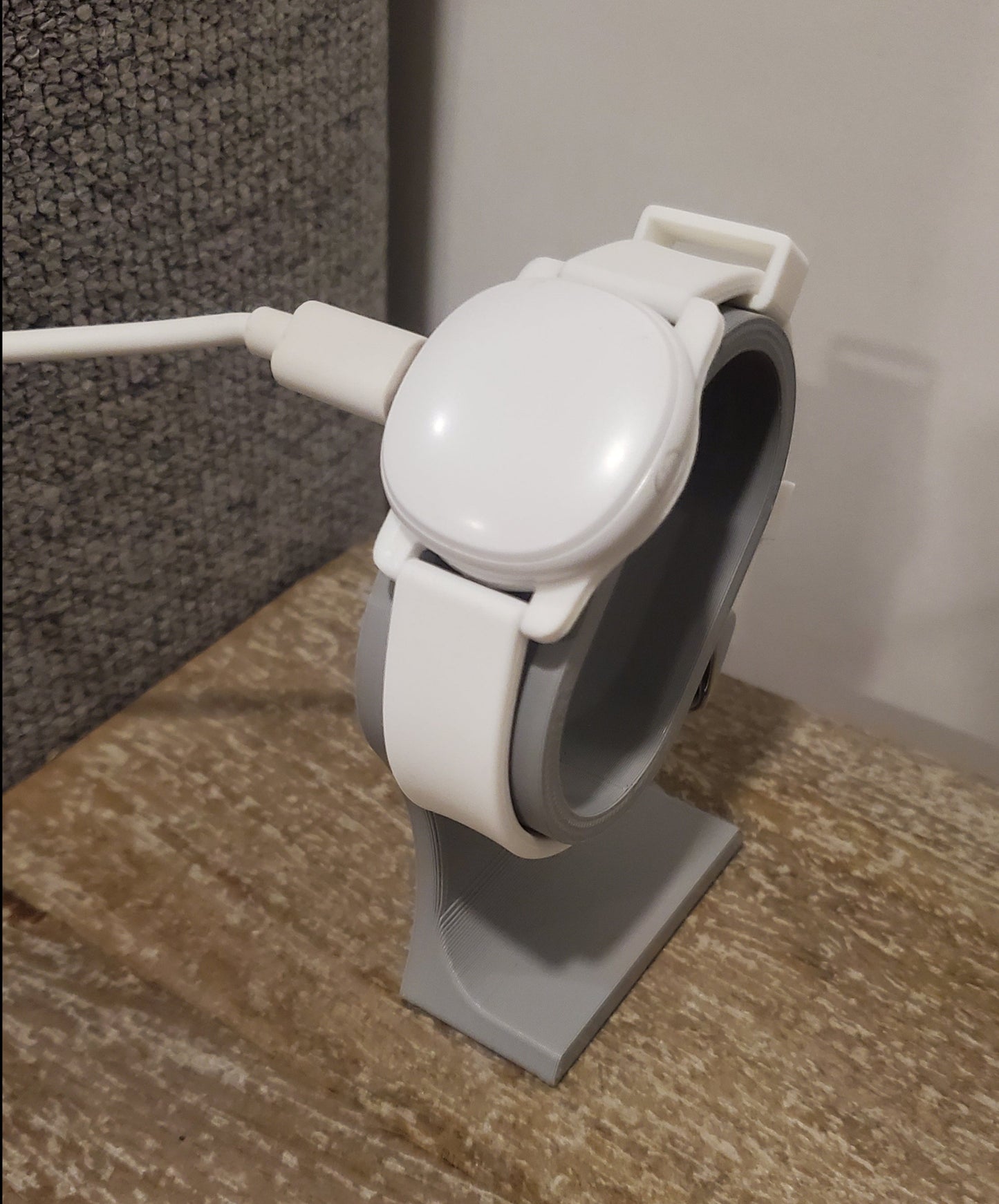 Ava Charging Stand